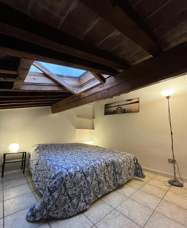 Casa L' Aurora Viola Lägenhet Livorno Exteriör bild