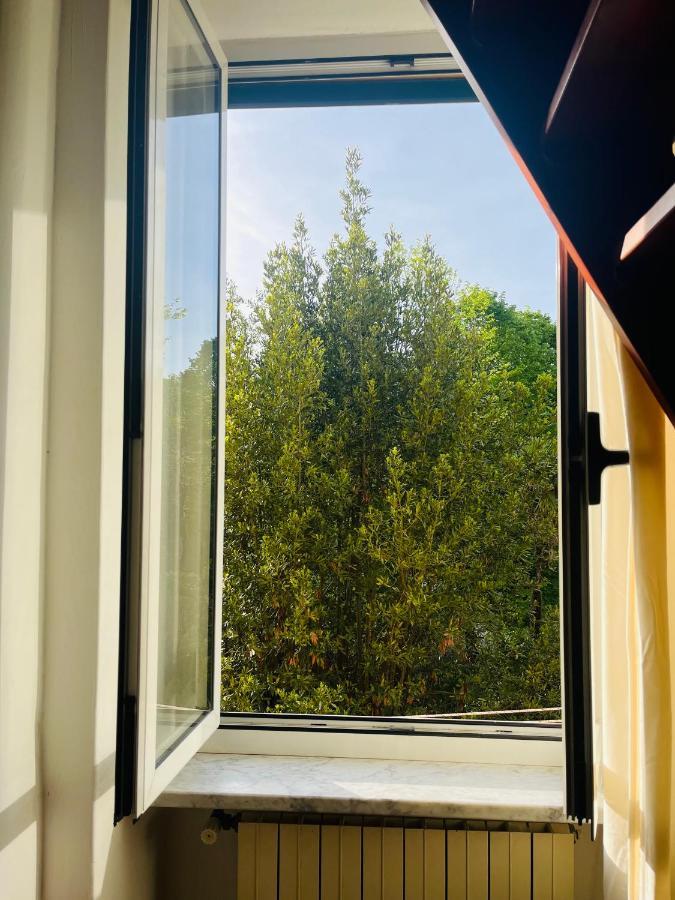 Casa L' Aurora Viola Lägenhet Livorno Exteriör bild